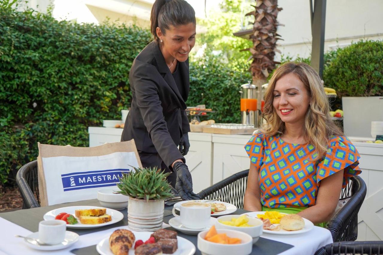 Hotel Maestrale Riccione Ngoại thất bức ảnh