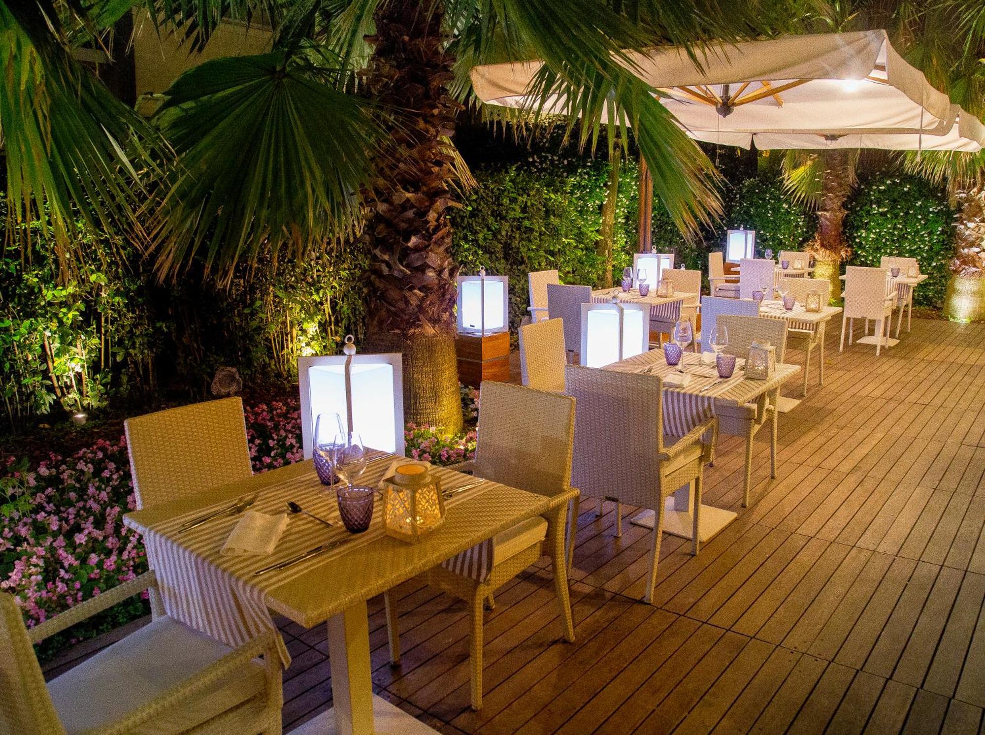 Hotel Maestrale Riccione Ngoại thất bức ảnh
